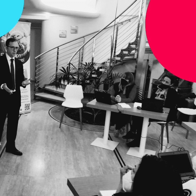 Marketing Academy de SkyRocketMonster : lancement des cours de marketing digital