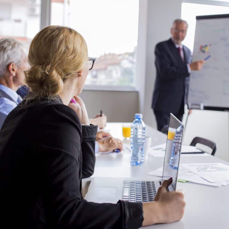 Accademia di Marketing digitale: corsi di Linkedin B2B per far crescere il tuo business